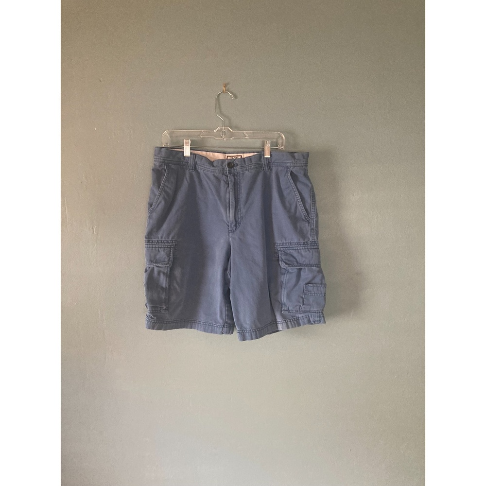 Izod men's blue cotton cargo shorts size 36